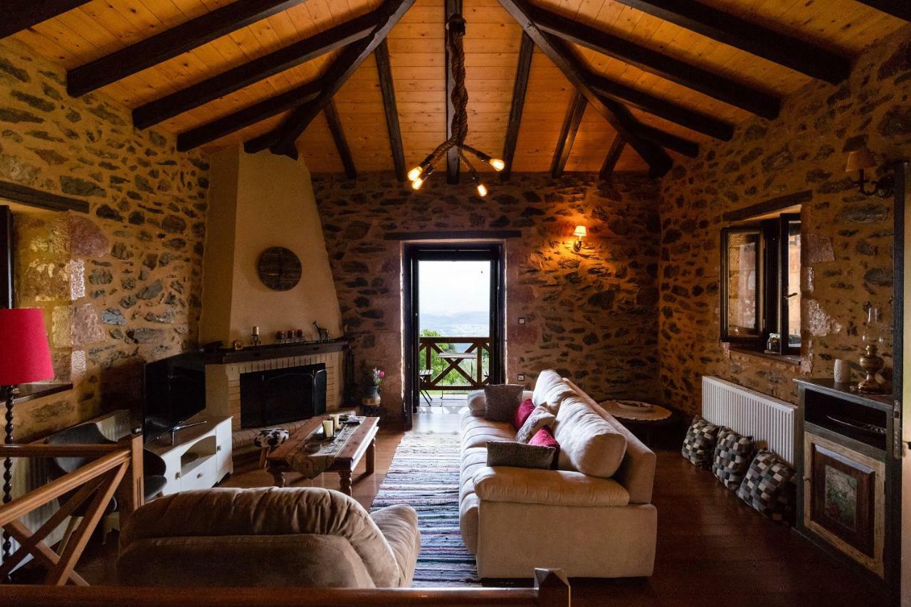 منزل الضيف أسبرطة  في Luxury House In The Hills المظهر الخارجي الصورة